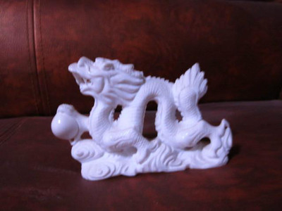 廠家供應漢白玉龍 石雕工藝品
