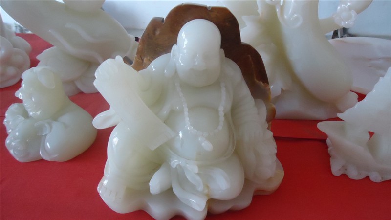 【廠家直銷、定做】各種石質(zhì)觀音佛像精美藝術(shù)品雕刻產(chǎn)品